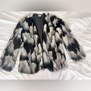 Tobi Black Faux Fur Jacket Size Small fully lined open jacket